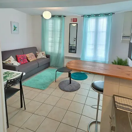 Colibri Studio Coeur De Mon Groom Apartment Troyes